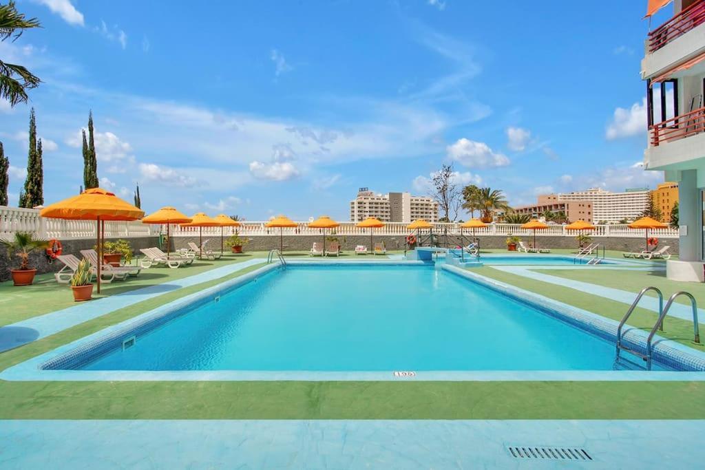 Alexander Apartment Playa De Las Americas Exteriör bild