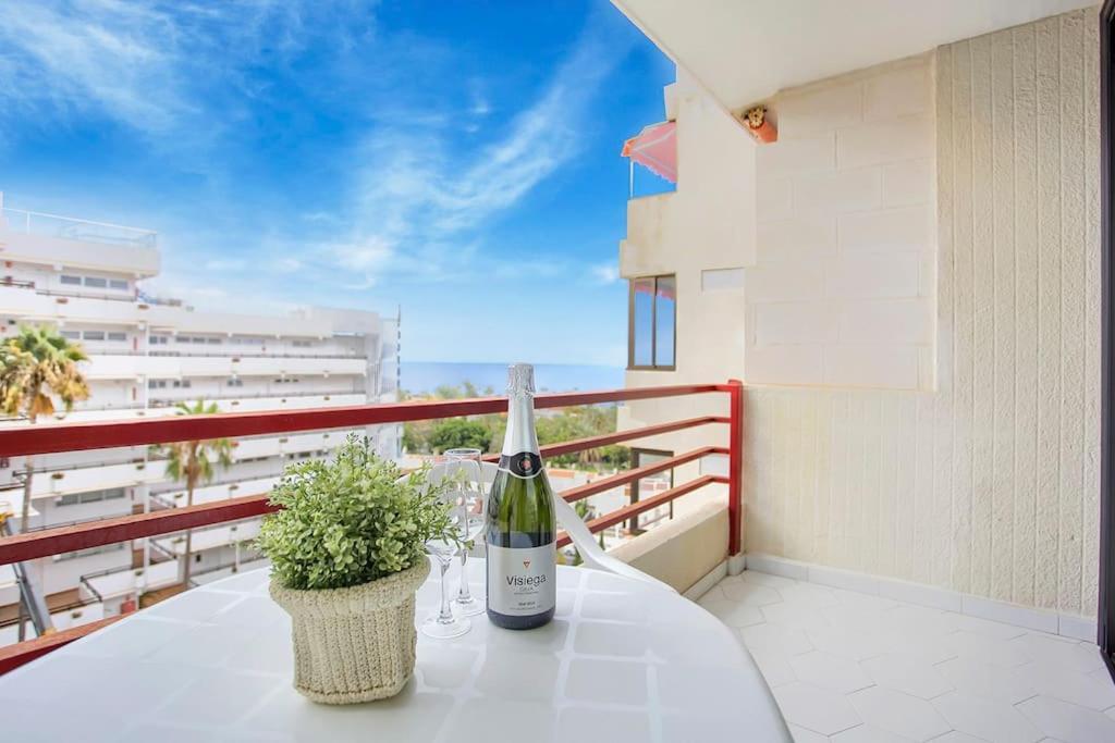 Alexander Apartment Playa De Las Americas Exteriör bild